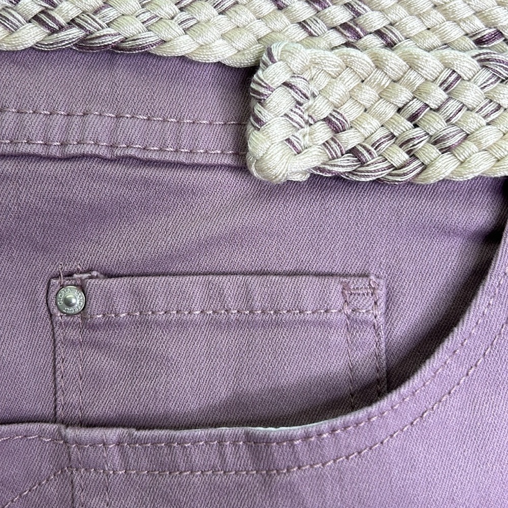 Gloria Vanderbilt Capri Pants - Picture 12 of 15